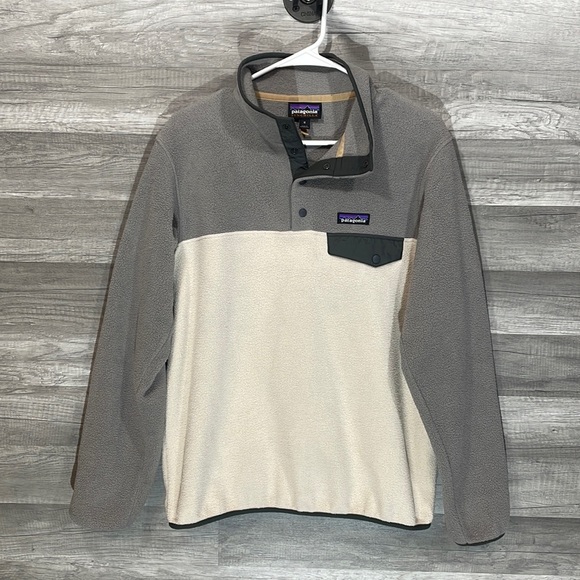 Patagonia Other - Patagonia Cream and Gray Synchilla Pullover Mid-Weight Jacket